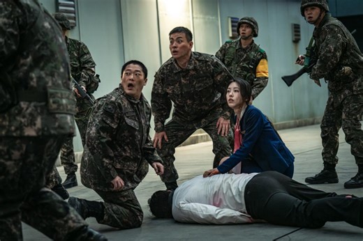 Stream It Or Skip It: 'Newtopia' on Prime Video, where a couple breaks up — and tries to make up — during a zombie breakout