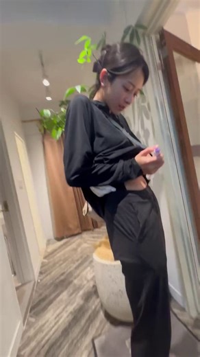 No japão tem academias que, no preço da mensalidade, já incluem doses semanais de Mounjaro com assistência medica .