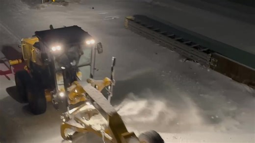 Crews in Texarkana worked on I-30 overnight and continue that work this morning. Conditions remain slick everywhere. Please stay off the roads if possible. Check DriveTexas.org for the latest road conditions | Texas Department of Transportation