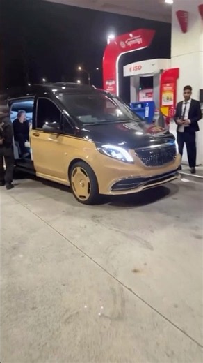 #FrenchMontana shows off his #Virgil #Maybach #sprinter