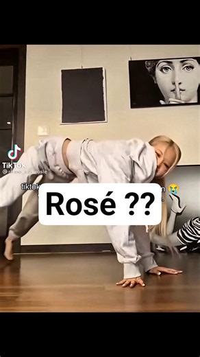 tiktok rosé was so unserious 😭 #blackpink #kpopedit #kpop #rosé #music #fypシ #shorts #shortsfeed