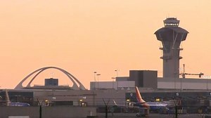 Pilot’s video appears to capture person flying jet pack near LA - WTOP News