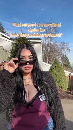 🤔No Buyer Agreement = I can’t open doors… literally 🚪😅 Let’s sign first! Want to learn about the home buying process? 💭 Send me a message! • • #brendacervantesrealtor #Oregon #latina #fypシ #funny