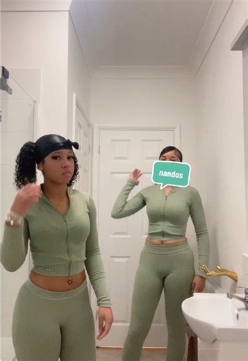 Trying Nando's for the First Time: Experience the Flavor