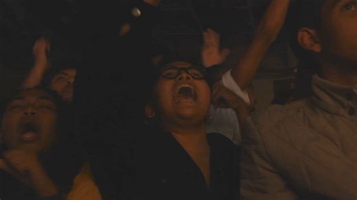 Efa nivoaka ny trailer an'ny dingana voalohany aminy Star 1 fitadiavana talenta an'i BIG SOUND Studio, amin'ny pejy Youtube : https://youtu.be/f_p514qG1vc no ahafahana manaraka izany. Jereo anie eee, tsara ery 😍 Araho ny rohy dia aza adino ny manaraka ny Youtube an'i BIG SOUND Studio dia lazao aminay izay tianareo ho hita momban'ny casting. 🤗🇲🇬 🇫🇷 Le trailer de la première étape de Star 1, le casting de BIG SOUND Studio est officiellement disponible sur https://youtu.be/f_p514qG1vc. Allez 