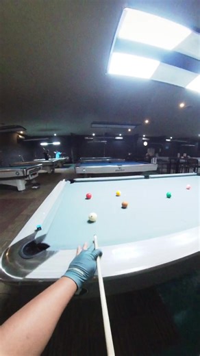 Troubleshooting a Stuck Cue Ball in Pool