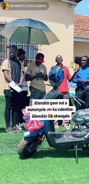 فيديوهات أنشأها Mayanja Ann wa Alien (@mayanjaannwaalienskin) باستخدام original sound - Mayanja Ann wa Alien