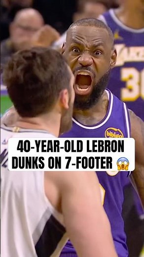 LeBron put 7'1" Luke Kornet on a poster 🔥