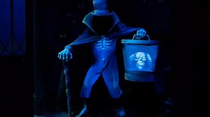 Elusive Hatbox Ghost debuts with the other '999 happy haunts' at Disney World's Haunted Mansion