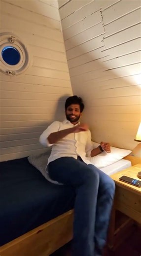 lighthouse mein Raat ke 10 baj gaye hain aur main sone ja raha hun 🥱🥱🥱 #shorts #ytshorts