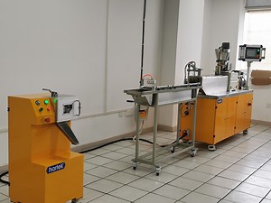 [Hot Item] Small Lab Twin Screw Extrusion Line Masterbath Making Machine Plastic Compounding Extruder