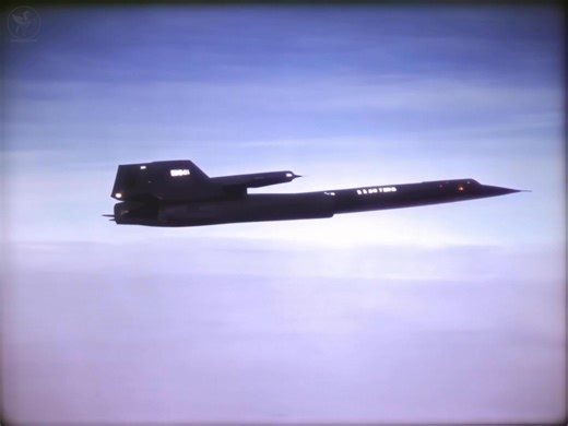 The Blackbird's Secret Partner: Kelly Johnson's D-21 Spy Drone | Rare Restored Footage FULL VIDEO: https://youtu.be/vwv6BiaUtDU Explore Skunk Works' declassified D-21 drone program in this restored documentary, featuring the story of legendary engineer Kelly Johnson, the A-12/M-21 Blackbird mothership, and the secrets of Area 51. This historical film, narrated from the perspective of Kelly Johnson himself, unveils one of the most ambitious and dangerous projects of the Cold War.#aviation #KellyJ