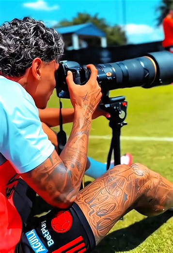 Richard Ríos: Com a Peça na Cintura