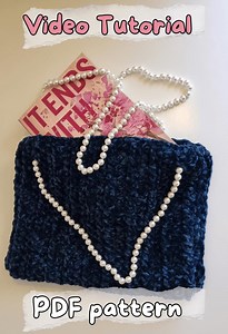 Crochet Clutch With Pearl Handle, Video Tutorial, PDF Pattern (beginner Friendly) - Etsy