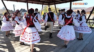 Parajdon is megérett a fehér szőlő, az idei csőszök október 26-ra szervezték meg a szüreti bált. 🍇💃🕺🌟💕 | Sóvidék Televízió