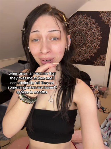 Leave me alone my phone don’t even work how yall find me🫩