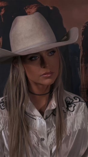 / ASHLEY WALLS / on Instagram: "full acoustic version now out on YouTube , comment acoustic + I’ll dm you the link xx with the talented @lanesmithmusic"