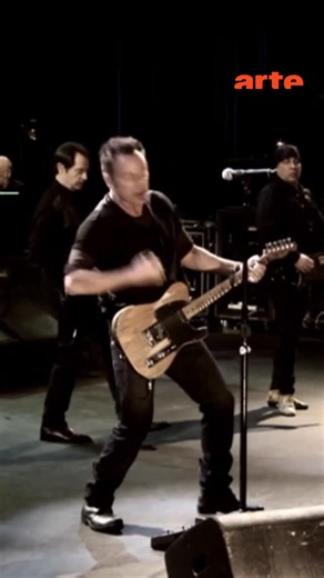 ARTE Concert | Wir sind im Springsteen-Fieber! ✨🎸 2009 - @springsteen und die E Street Band kehren zurück ins legendäre Paramount Theatre in Asbury Park,... | Instagram