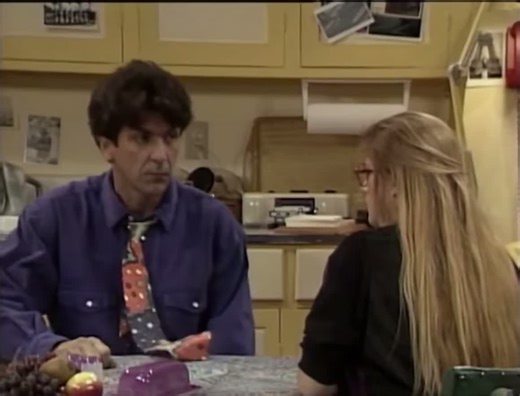 Saison 2, épisode 14. Pouilleux 1 Papa Couillard 0 #watatatow #quebec #quebectiktok #tv #90s #fyp