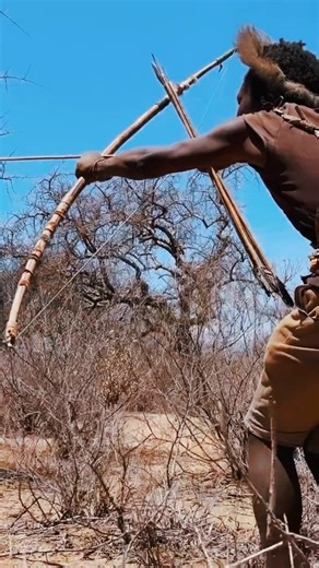 🏹Hadzabe Hunter Carries Deer After Bow Hunt|Ancient African Skill. #DeerHunt #TribalSkills #hunting