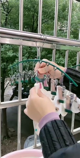 #Single-line clothes and sock rack# Saves space for drying clothes and socks #PracticalGood things