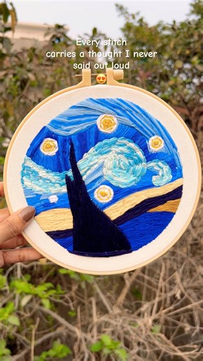 Turning thread into art inspired by Van Gogh 🌙#theroshni #diy #ytshorts #art #craft #embroidery