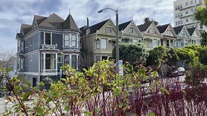 The painted ladies or Victorian houses of the Californian city of San Francisco in the state of California, is a very visited, famous and touristic place.