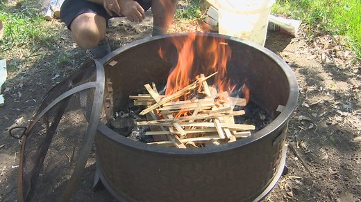 How to build the perfect campfire