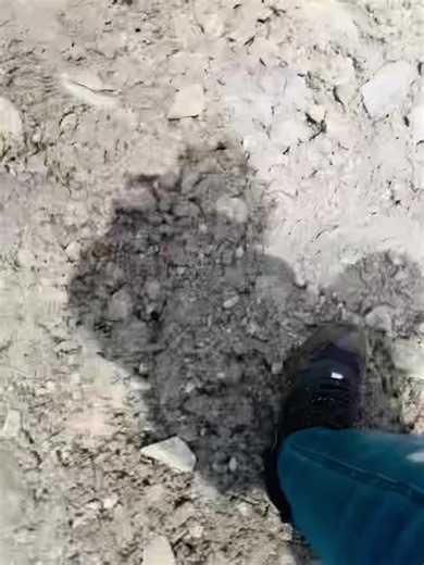 Opencast (open‑pit), some transitioning to underground