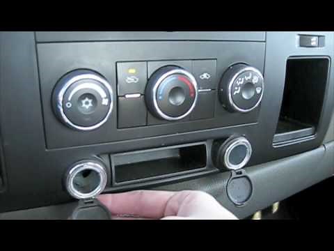 2007 Chevrolet Silverado Start Up Engine, and In Depth Tour