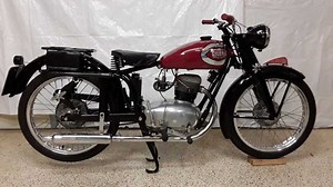 This Cheery Cherry 1949 Gilera 125 Is Up For Grabs