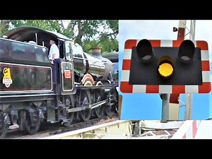 Paignton South (Sands Road) Level Crossing, Devon