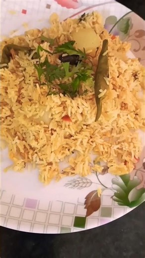 🍛 Tasty Aloo Rice Recipe | Masala Rice in 5 Minutes | Easy Lunch Recipe #shorts #viral #trending