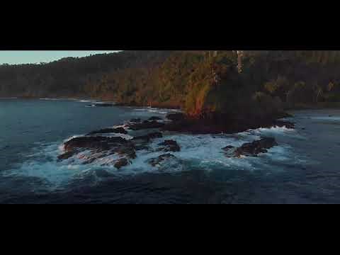 Luatuanuu backside - Famous surf spot in Samoa, where most locals learn to surf.