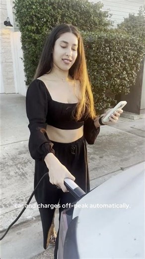 Two types of EV drivers, one who optimizes charging and the other one who overpays. Smart owners us…