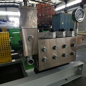 [Hot Item] High Pressure Water Rust Cleaning Green Pump