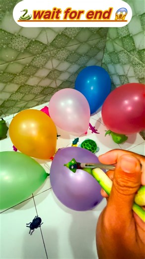 Balloon🎈 vs Water 💧 | Balloon Burst in Slow Motion #Shorts