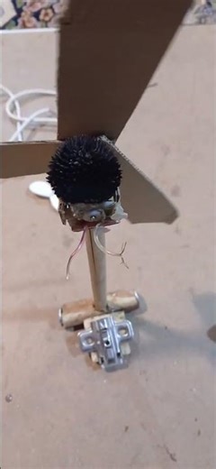 Simple and lightweight handheld fan – portable and efficient cooler