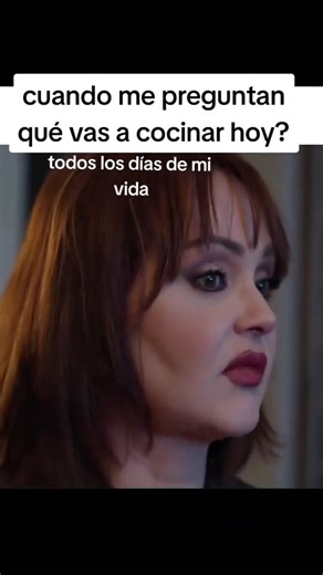 🧊 Convierte tu freezer en el chef de tu casa y descubre cómo cocinar puede sentirse simple y sin estrés. Con El Método Freezer Feliz™, cocinar una sola vez basta para disfrutar hasta 20 días de comidas caseras, variadas y llenas de sabor. 🍽️ Pensado para mujeres y familias que valoran el orden, el bienestar y su tiempo libre, sin renunciar al placer de comer bien. 💡 Así de fácil: Planifica tus bases, salsas y proteínas con un sistema visual y rápido. Dedica solo 30–45 minutos a cocinar todo d