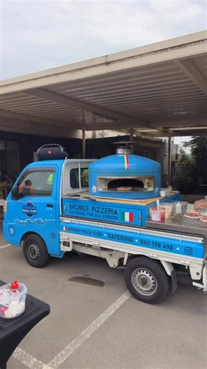 Mobile pizza catering on Instagram: "The Pizza singer in action 🍕 Book your next party with our pizza catering service and enjoy the entertainment of Antimo Pizza Chef #pizzachef #pizzatime #pizzaparty"