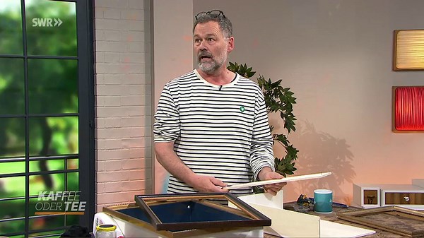 "Wechselrahmen" aus altem Bilderrahmen