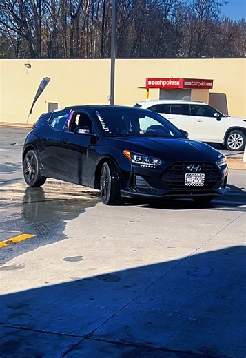 Hyundai Veloster 3-Door Hatchback