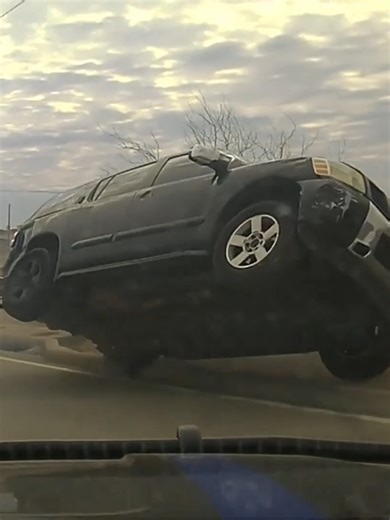 Vehicle Pursuit (PIT) in Fort Worth, Texas by Blue Mound Police Officers #policeoftiktok #policechase #bluemoundpolice #fortworth