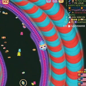 225K views · 832 reactions | Baby Worm Might Be Eaten By A Giant Worm | FSG C-3 PH | Facebook