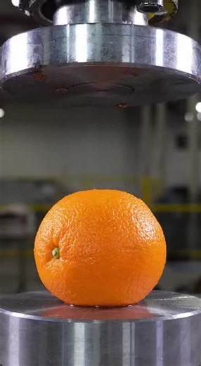 Orange Vs Hydraulic machine #asmrsounds #satisfyingvideo #viral #crushed #oddlysatisfyingvideos