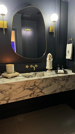 Carlos is taking us on a quick trip around the world! 🌎 Did you know your next countertop could come from Greece, Brazil, Italy, Spain, or Namibia? At Marmol Export USA, we bring the world’s most stunning natural stones right to you. Which global beauty is your favorite? 👇 Volakas Dolomite from Greece 🇬🇷 Patagonia Quartzite from Brazil 🇧🇷 Breccia Damascata Marble from Italy 🇮🇹 ...and so many more! #marmolexportusa #naturalstoneluxury #stoneslabs | Marmol Export USA