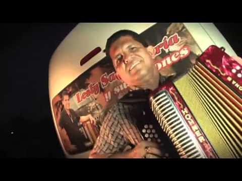 LESLY SANTAMARIA - UN CHOFER ENAMORADO