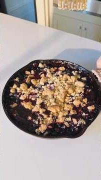 This is the easiest blueberry dessert of summer. And it’s a total blueberry explosion.