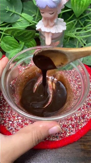 DIY Natural Brown Hair That Covers White or Gray Hair With Natural Ingredients