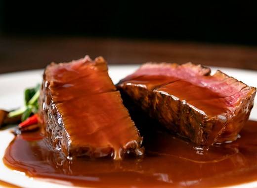 The Dishes You Should Never Order at a Restaurant, According to Chefs